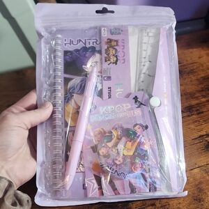 K-Pop Demon Hunters Party Supplies Set - Purple Mattle 100% Authentic Or School
